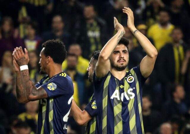 Sezon sonu kontratı bitiyor, iki kulüp kancayı attı! Fenerbahçe'de Ozan Tufan tehlikesi