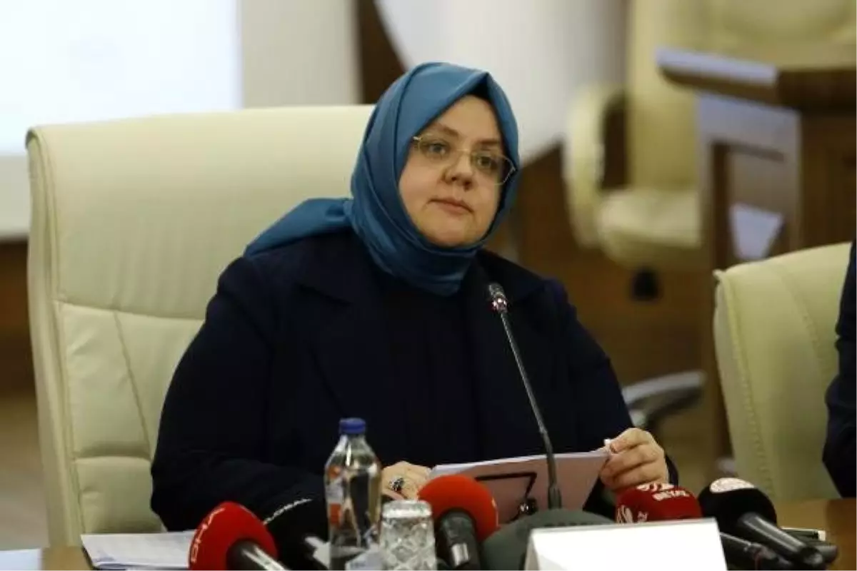 Asgari ücret, 2 bin 324,70 TL olarak belirlendi