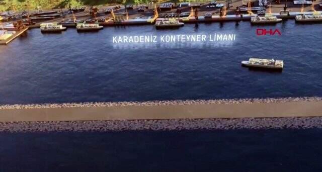 Bakan, 'Gemiler, Boğaz'dan bedavaya geçmek varken, neden para vererek Kanal İstanbul'dan geçsin?' sorusuna yanıt verdi