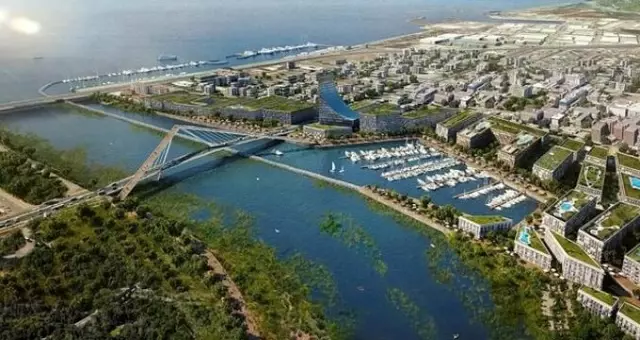 Bakan, 'Gemiler, Boğaz'dan bedavaya geçmek varken, neden para vererek Kanal İstanbul'dan geçsin?' sorusuna yanıt verdi Bakan, 'Gemiler, Boğaz'dan bedavaya geçmek varken, neden para vererek Kanal İstanbul'dan geçsin?' sorusuna yanıt verdi