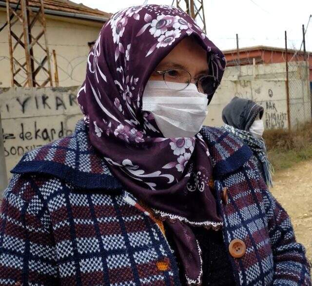 Bir mahalle ölüm korkusuyla yatıp kalkıyor