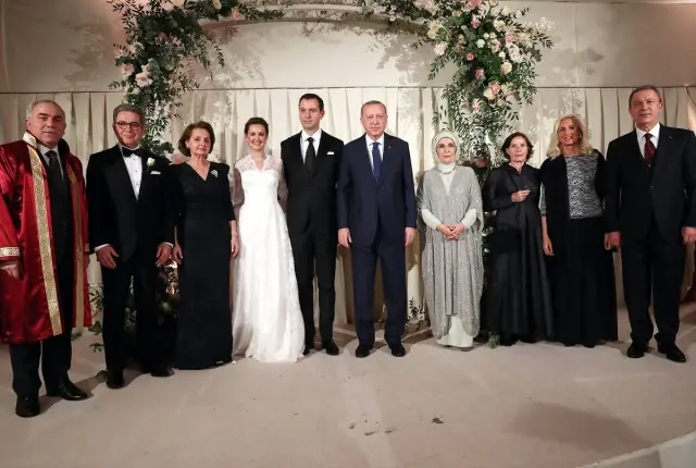 Cumhurbaşkanı Erdoğan nikah şahidi oldu Cumhurbaşkanı Erdoğan nikah şahidi oldu