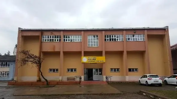 Kazada ölen hentbolcu Göksu'nun adı okulunda yaşatılıyor