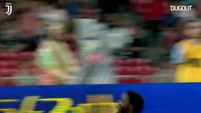 Kwadwo Asamoah'ın Juventus'la İlk Golü Kwadwo Asamoah'ın Juventus'la İlk Golü