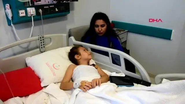 Muğla ayağı kesilen aylin'e hastane odasında ders veriliyor Muğla ayağı kesilen aylin'e hastane odasında ders veriliyor