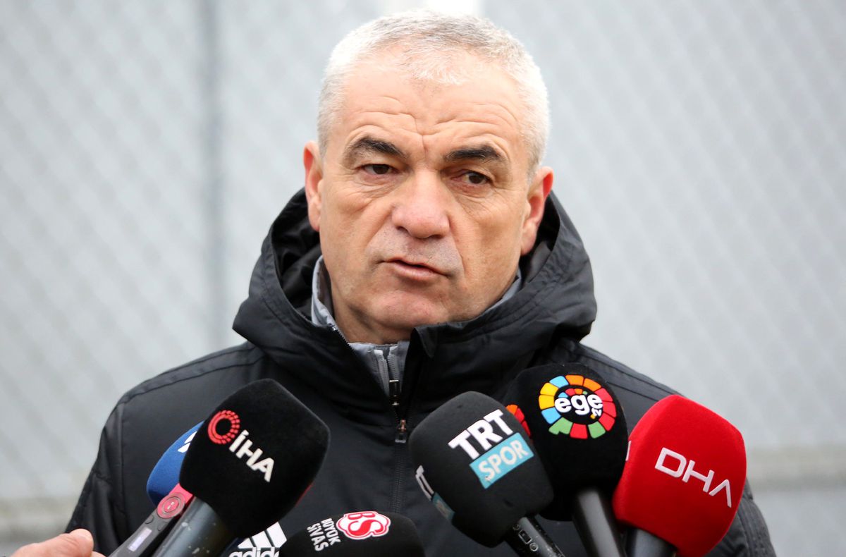 Rıza Çalımbay'dan Robinho açıklaması: Net olan bir şey yok