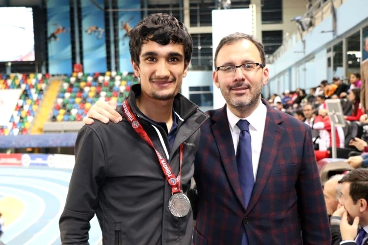 Vanlı atlet Türkiye ikincisi oldu