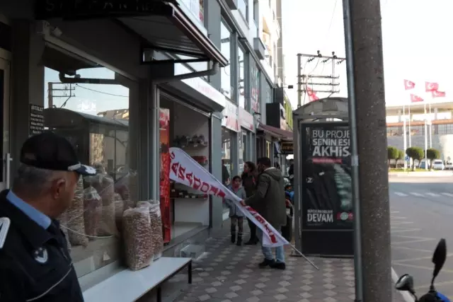 Akhisar'da kaldırım işgallerine izin yok