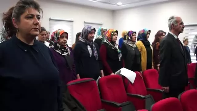 Çubuk'ta 'çocuk eğitimi' kursiyerlerine sertifikaları verildi Çubuk'ta 'çocuk eğitimi' kursiyerlerine sertifikaları verildi