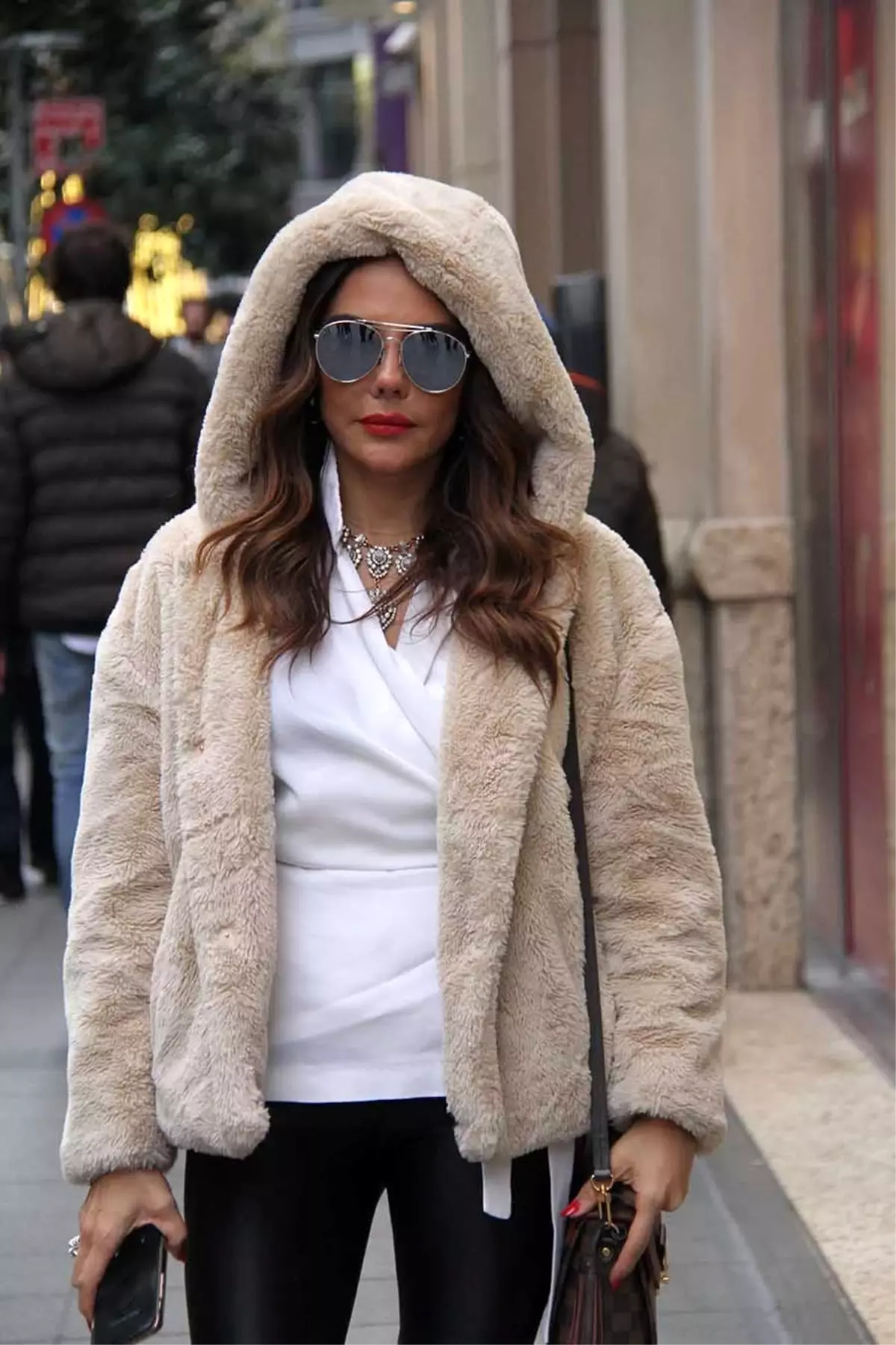 Esra Balamir'in yıllardır süren tedavisi