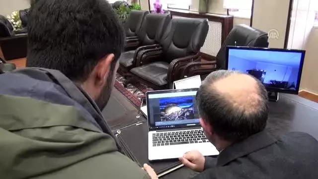 Kafkas Üniversitesi Rektörü Kapu, AA'nın 'Yılın Fotoğrafları' oylamasına katıldı
