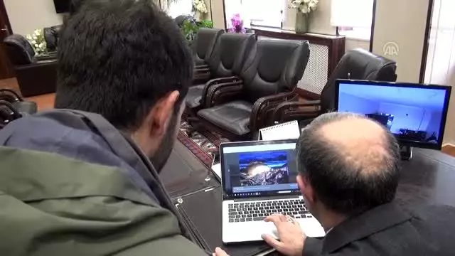 Kafkas Üniversitesi Rektörü Kapu, AA'nın 'Yılın Fotoğrafları' oylamasına katıldı