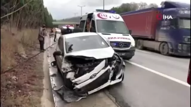 Yerli otomobilin tanıtım programının yolunda, AK Parti Genel Başkan Yardımcısı'nın makam aracı kaza yaptı: 4 yaralı Yerli otomobilin tanıtım programının yolunda, AK Parti Genel Başkan Yardımcısı'nın makam aracı kaza yaptı: 4 yaralı