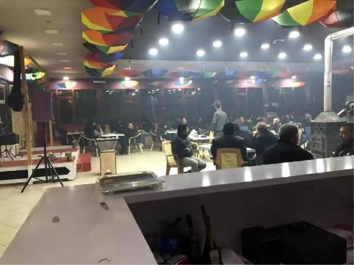 Düğün salonunda 'kumar' oynamak çevre illerden otobüslerle gelmişler