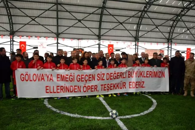 Gölova'da öğretmenevi ve halı saha törenle hizmete açıldı