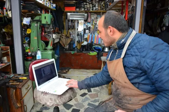 Malatyalı ayakkabı tamircileri AA'nın