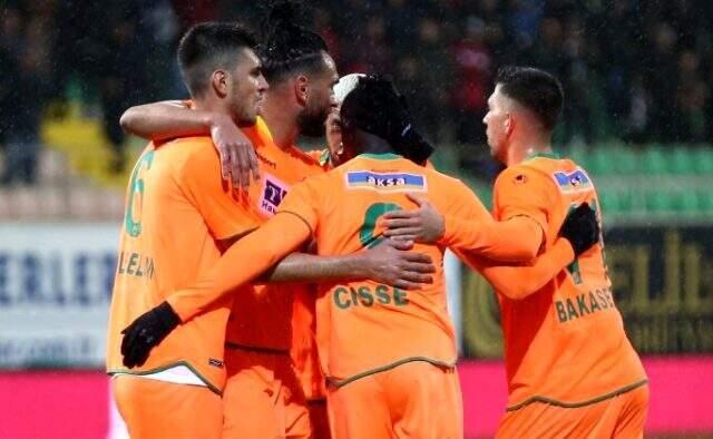 Alanyaspor, Konyaspor'u son dakika golüyle yendi!