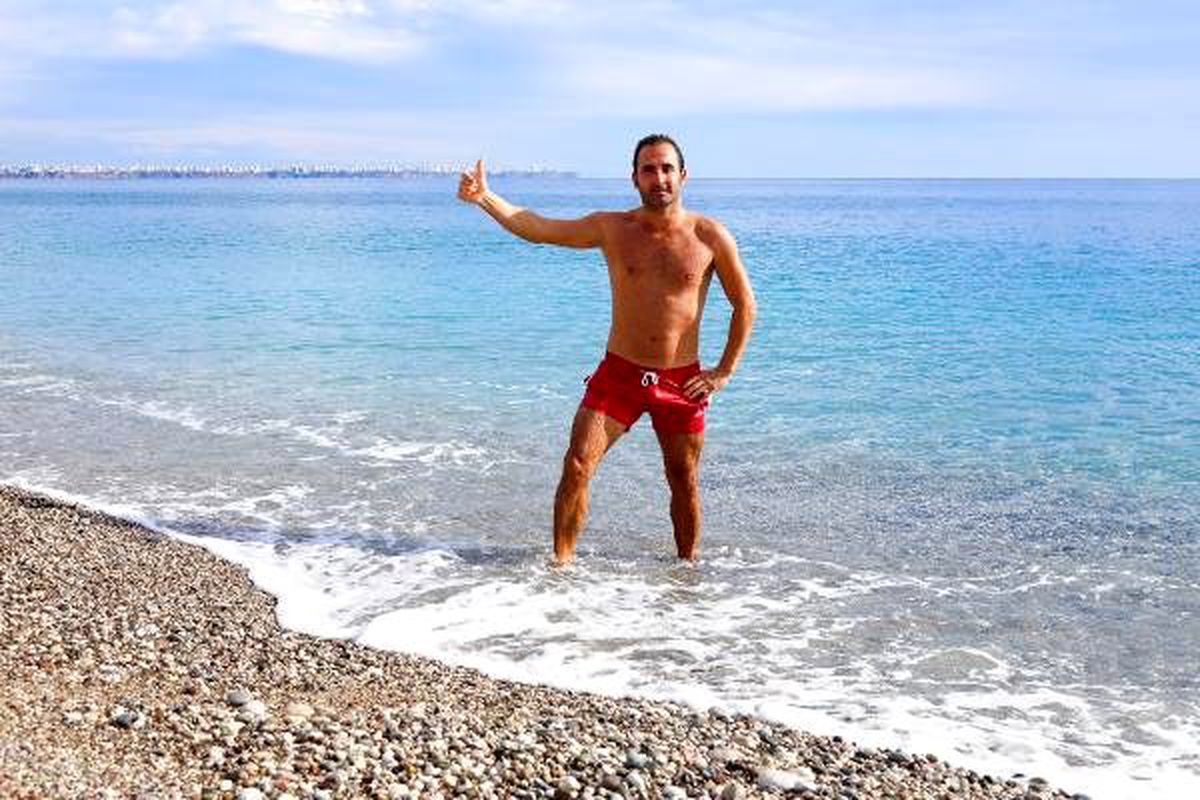 Antalya'da aralık ayında deniz keyfi