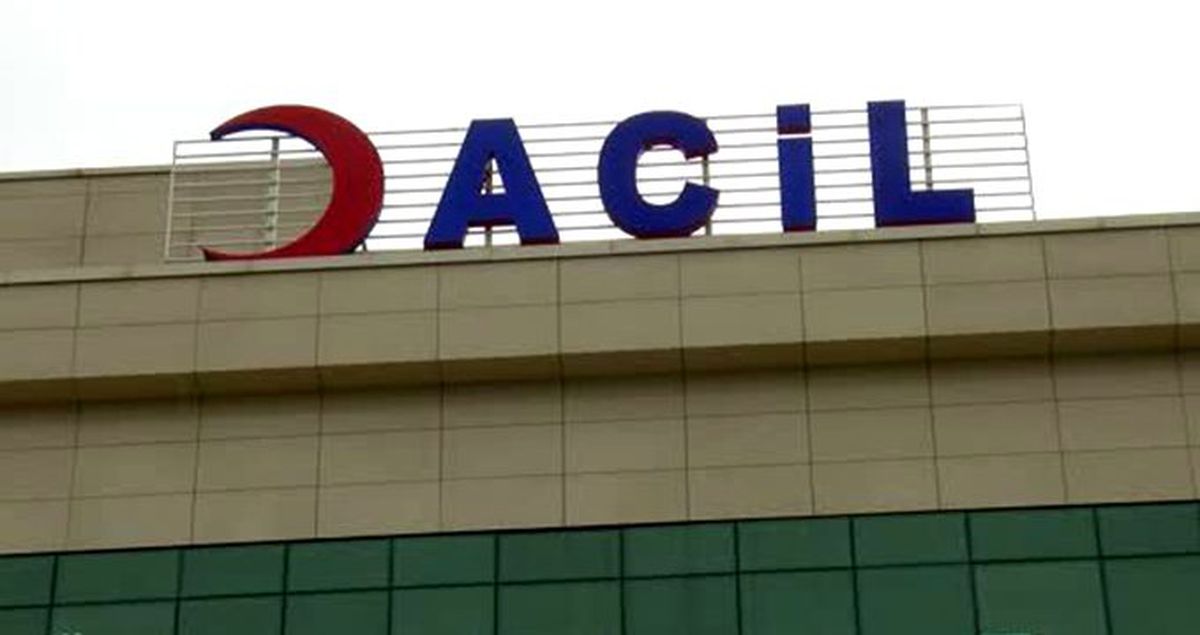 Diyarbakır aynı iş yerinden aldıkları tatlılardan yiyen 60 kişi, hastanelik oldu