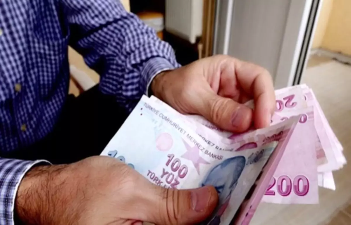 Emekliler 'intibak' istiyor