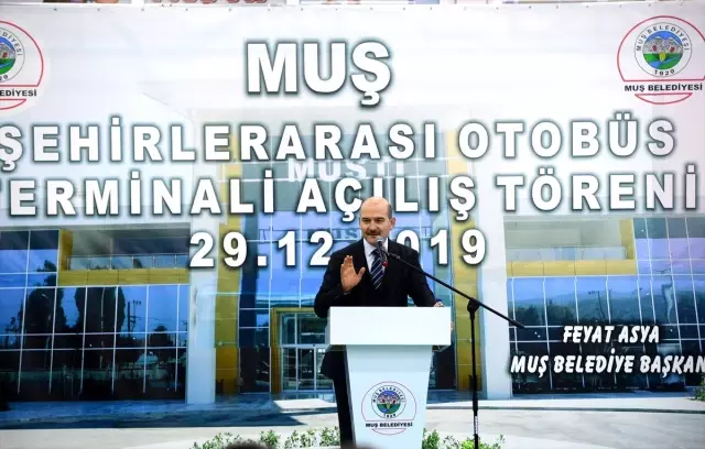 İçişleri Bakanı Soylu: 'Birileri çatlasa da patlasa da Kanal İstanbul'u yapacağız' İçişleri Bakanı Soylu: 'Birileri çatlasa da patlasa da Kanal İstanbul'u yapacağız'