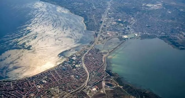 İçişleri Bakanı Soylu'dan Kanal İstanbul açıklaması: Birileri çatlasa da patlasa da yapılacak İçişleri Bakanı Soylu'dan Kanal İstanbul açıklaması: Birileri çatlasa da patlasa da yapılacak