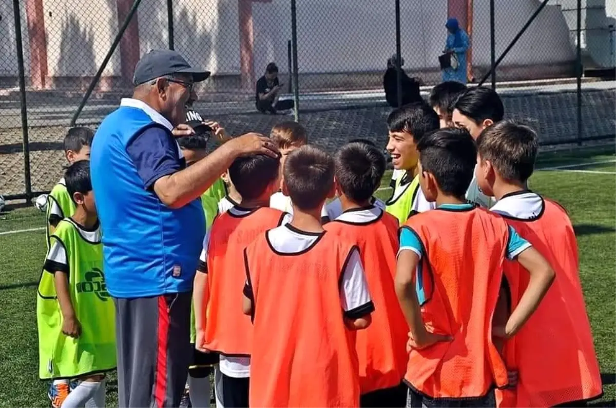 Kars 'ağabeyini' kaybetti