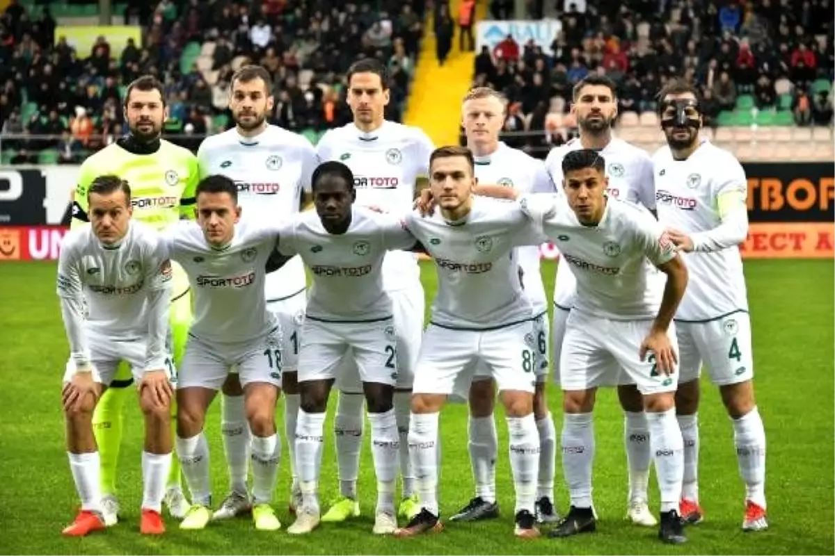Konyaspor'un 3 puan hasreti 11 maça çıktı