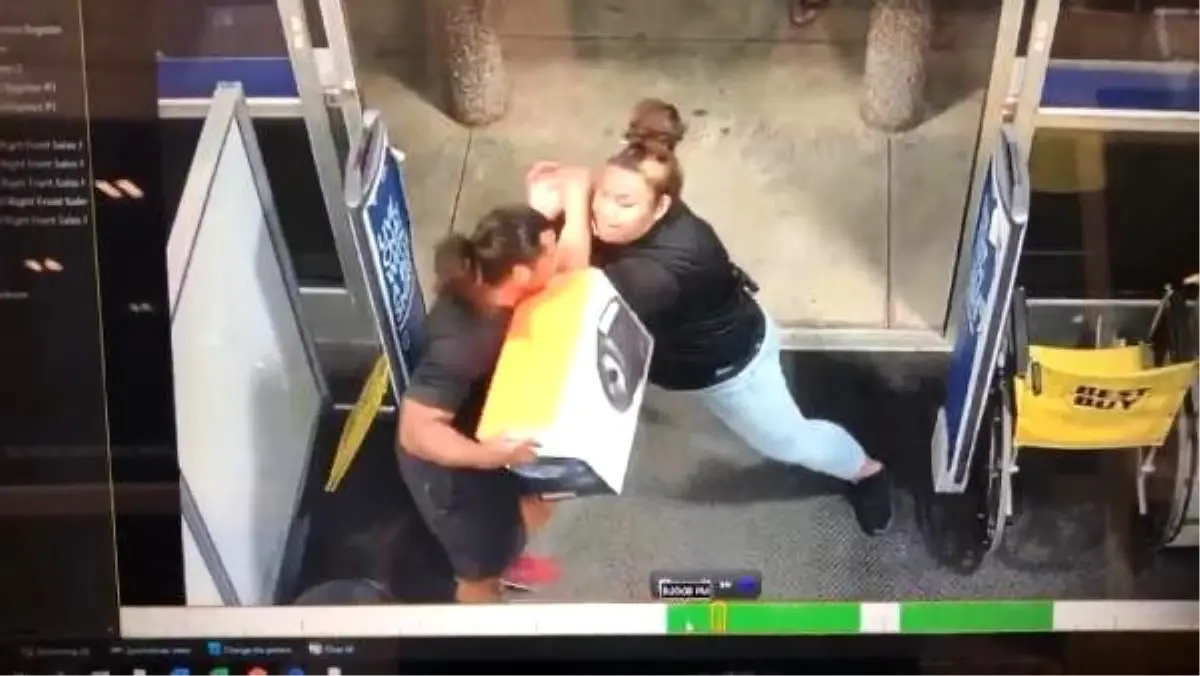 Mağaza çalışanı kadın, soyguncuyu böyle durdurdu