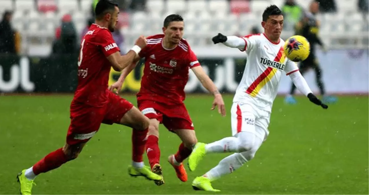 Son Dakika: Sivasspor, Göztepe'yi 1-0 mağlup etti