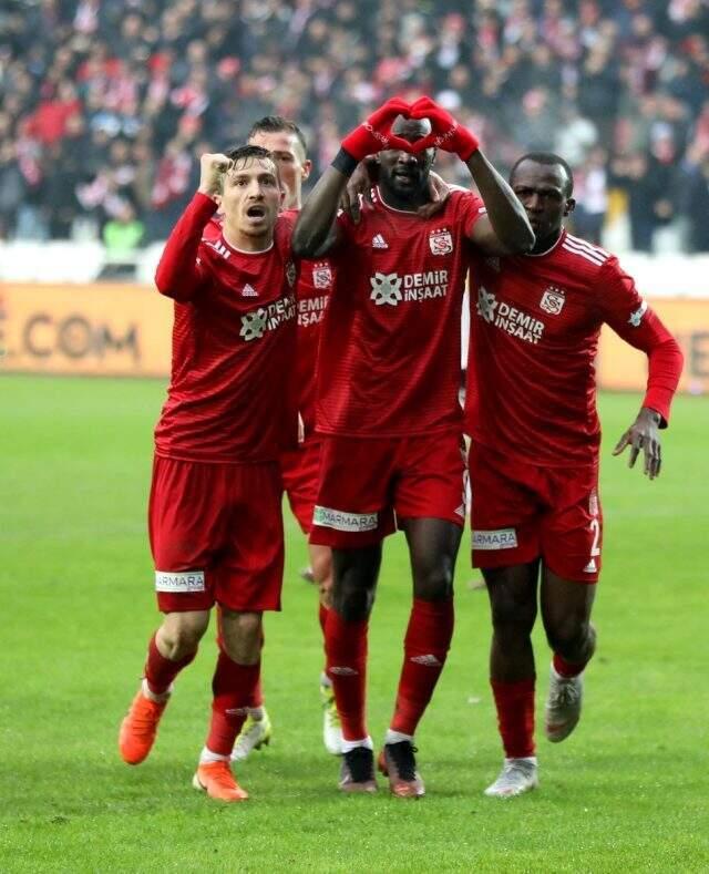 Son Dakika: Sivasspor, Göztepe'yi 1-0 mağlup etti - Spor