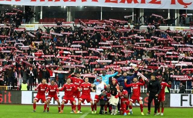 Yiğidolar'dan zirve pozu