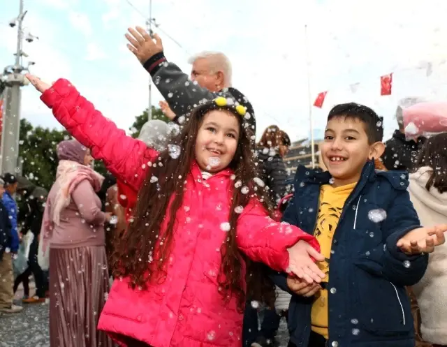 Yılbaşı Festivali'nde eğlence sürüyor - Haberler