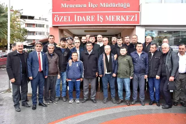 AK Partili Hamza Dağ, Menemen'de Muhtarlar Şurası'na katıldı AK Partili Hamza Dağ, Menemen'de Muhtarlar Şurası'na katıldı