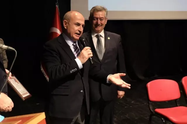 Başkan Akgün'e 'Yılın En İyi Belediye Başkanı' ödülü