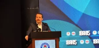 Nazif Yılmaz: Eğitime Bakış dergisi 15. yılında yazarlar ve eğitimcilerle bir araya geldi Nazif Yılmaz: Eğitime Bakış dergisi 15. yılında yazarlar ve eğitimcilerle bir araya geldi