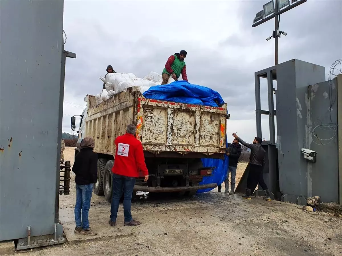 İdlib'e battaniye yardımı