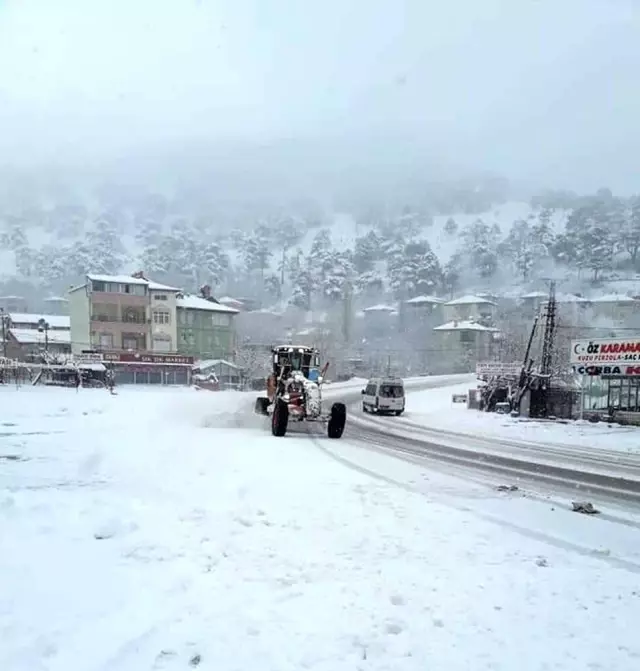 Sertavul Geçidinde ulaşım kontrollü olarak sağlanıyor