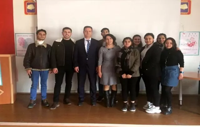 Söke MYO'da sosyal sorumluluk projeleri kapsamında eğitim verildi Söke MYO'da sosyal sorumluluk projeleri kapsamında eğitim verildi
