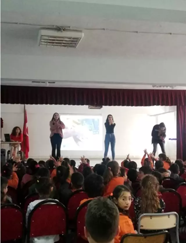 Söke MYO'da sosyal sorumluluk projeleri kapsamında eğitim verildi Söke MYO'da sosyal sorumluluk projeleri kapsamında eğitim verildi