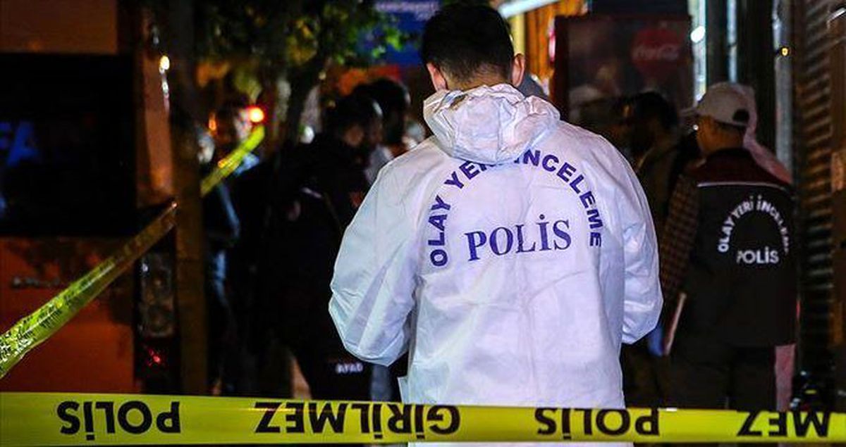 İzmir'in Torbalı ilçesinde biri doktor 2 kişiyi öldüren ve bir polisi yaralayan katil zanlısı yaralı olarak yakalandı
