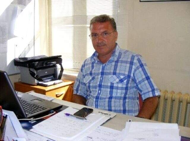 Son Dakika: İzmir'in Torbalı ilçesinde biri doktor 2 kişiyi öldüren ve bir polisi yaralayan katil zanlısı yaralı olarak yakalandı