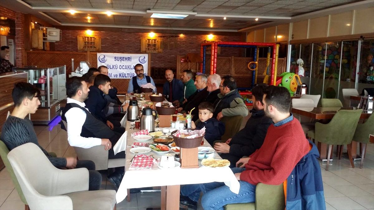 Suşehri'nde Ülkü Ocakları program düzenledi