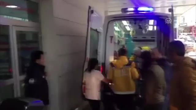 Torbalı'daki peş peşe cinayetlerin zanlısı yakalandı - Zanlının hastaneye getirilmesi