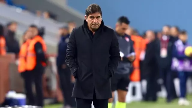Ünal Karaman’ın ayrılığının arkasında, Trabzonspor’un Felix Magath ile görüşmesinin olduğu ortaya çıktı