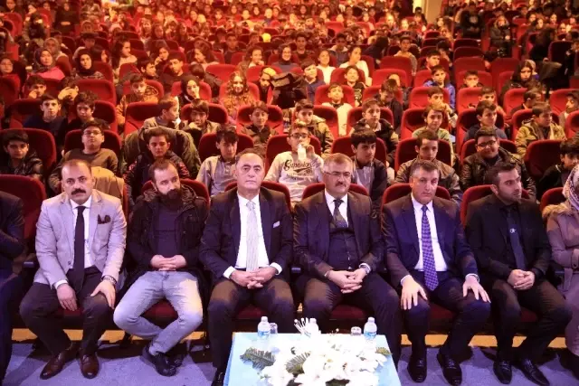 Van'da 'Gençlik Geçmişiyle Buluşuyor' projesi