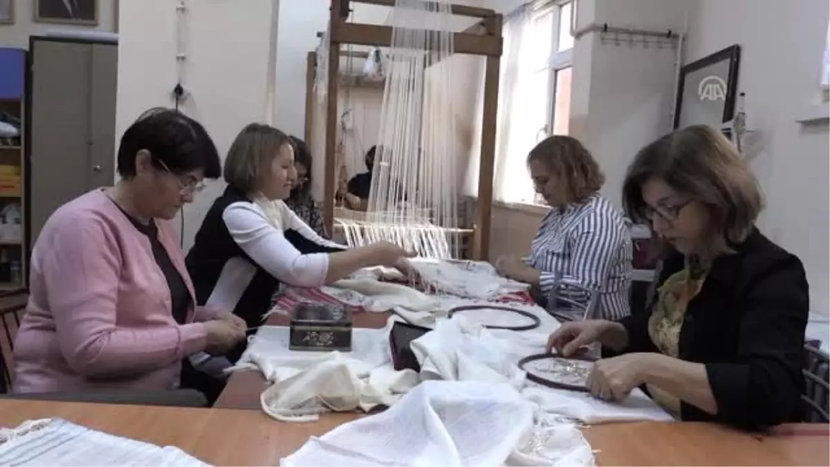 Artvinli kadınlar ehram dokumacılığıyla aile ekonomisine katkı sağlıyor