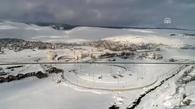 'Ay yıldızlı' tören alanı ecdadın torunlarını ağırlamaya hazır - KARS 'Ay yıldızlı' tören alanı ecdadın torunlarını ağırlamaya hazır - KARS