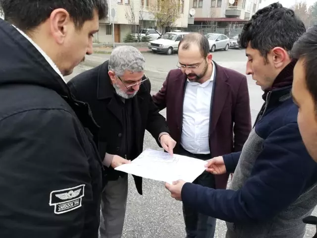 Başkan Kavaklgil mahalle sakinlerini dinledi Başkan Kavaklgil mahalle sakinlerini dinledi