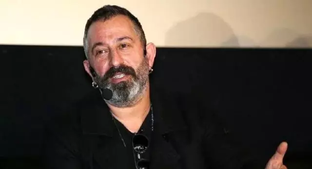 'Cem Yılmaz 1999 Yılında Penis Küçültme Ameliyatı Olmuş' 'Cem Yılmaz 1999 Yılında Penis Küçültme Ameliyatı Olmuş'